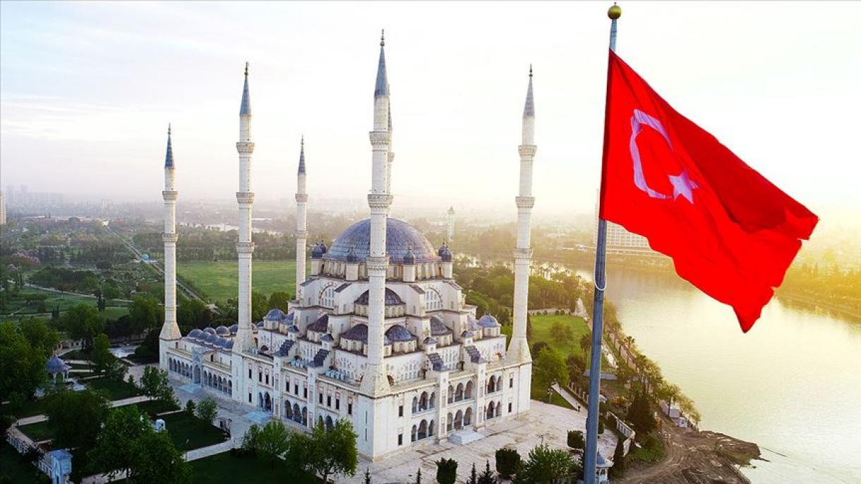 Türkiyə bütün İslam aləminə “Ramazan bayramınız mübarək” dedi