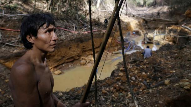 Ministra brasileña Santos rechaza las alegaciones de violencia contra indígenas