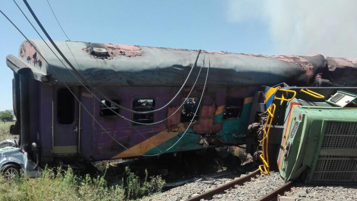 جنوبی افریقہ میں ٹرین حادثے میں دو سو افراد زخمی
