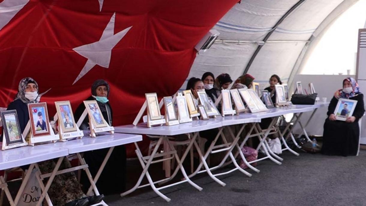 Turquie: une nouvelle famille rejoint le sit-in des mères de Diyarbakir