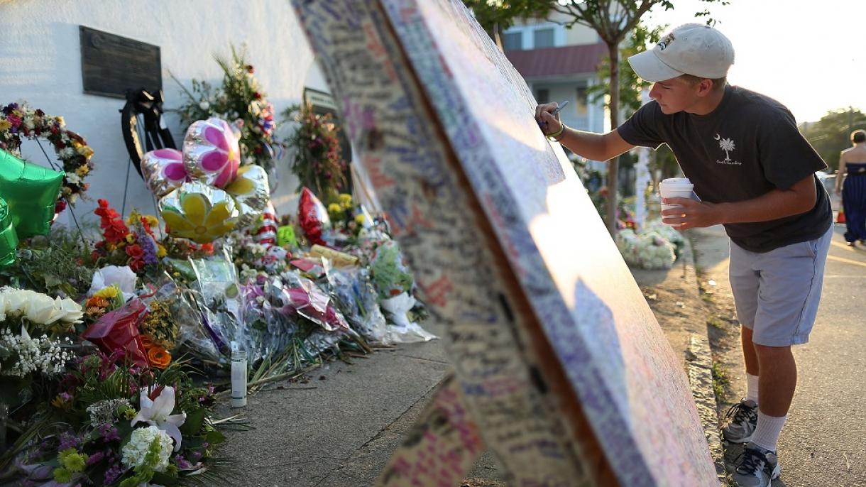 EE.UU condena a muerte el asesino racista Dylann Roof