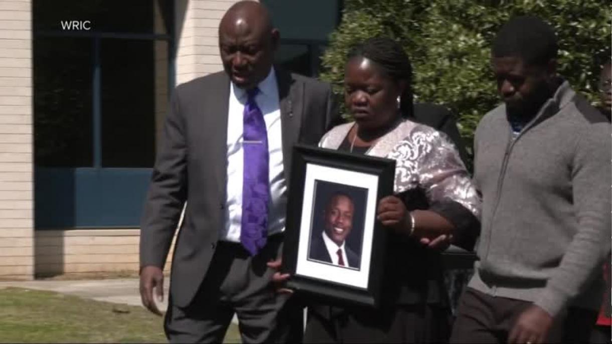 En EEUU 7 policías y 3 paramédicos se acusan por la muerte de Irvo Otieno, de raza negra