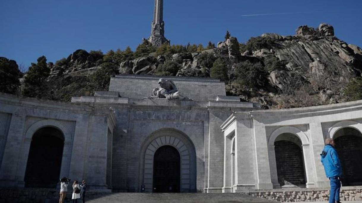 España inicia exhumación del líder fascista José Antonio Primo de Rivera