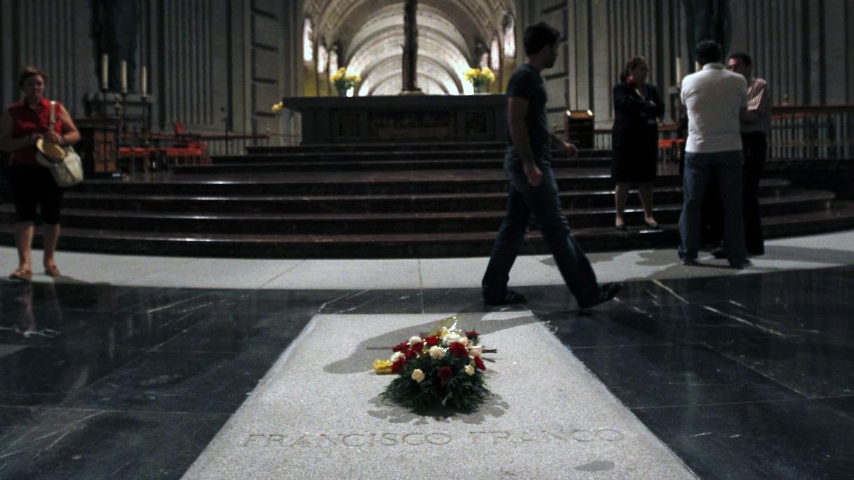 España anuncia que los restos de Franco serán exhumados el próximo 10 de junio