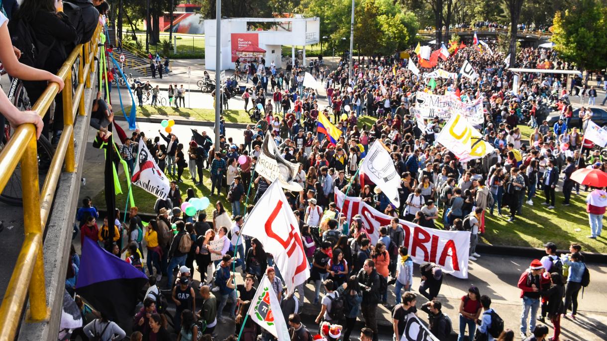 Comissão de Direitos Humanos será criada no âmbito dos protestos estudantis na Colômbia