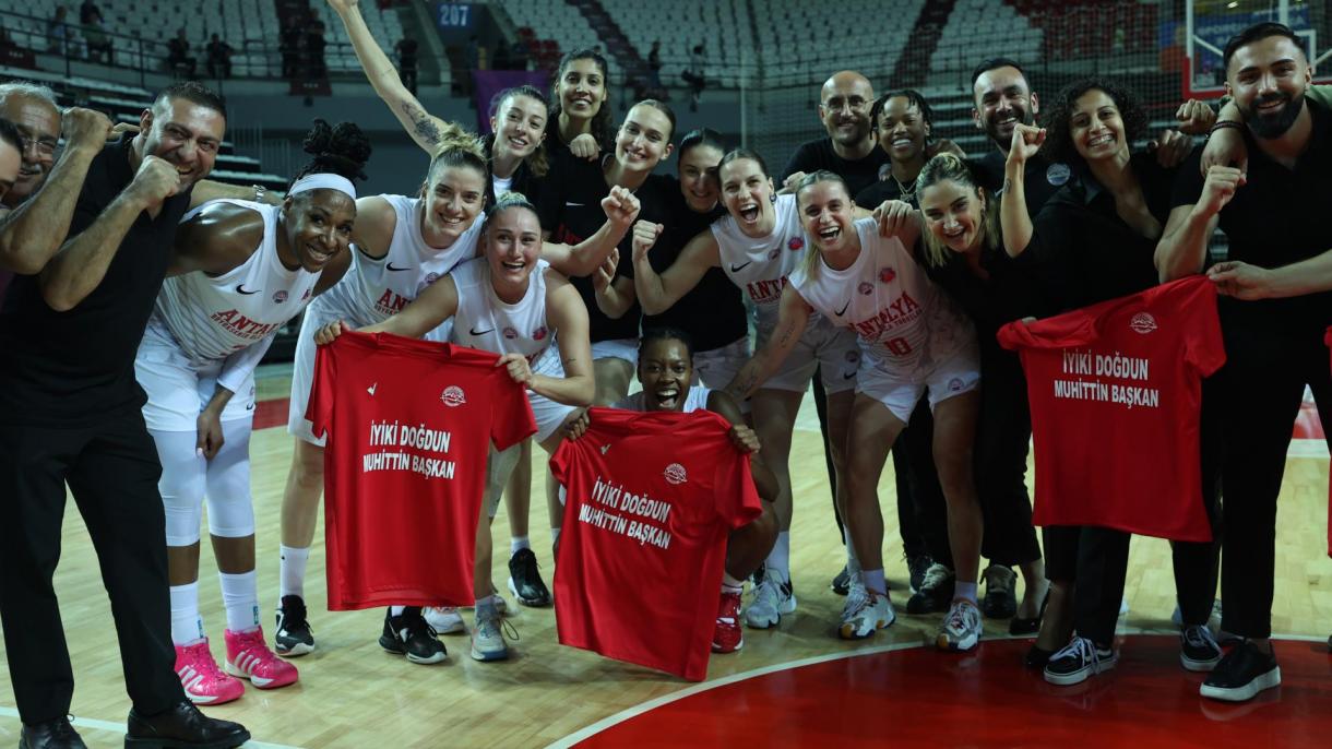 安塔利亚举办国际篮球赛 托罗斯人篮球赢得第二场胜利