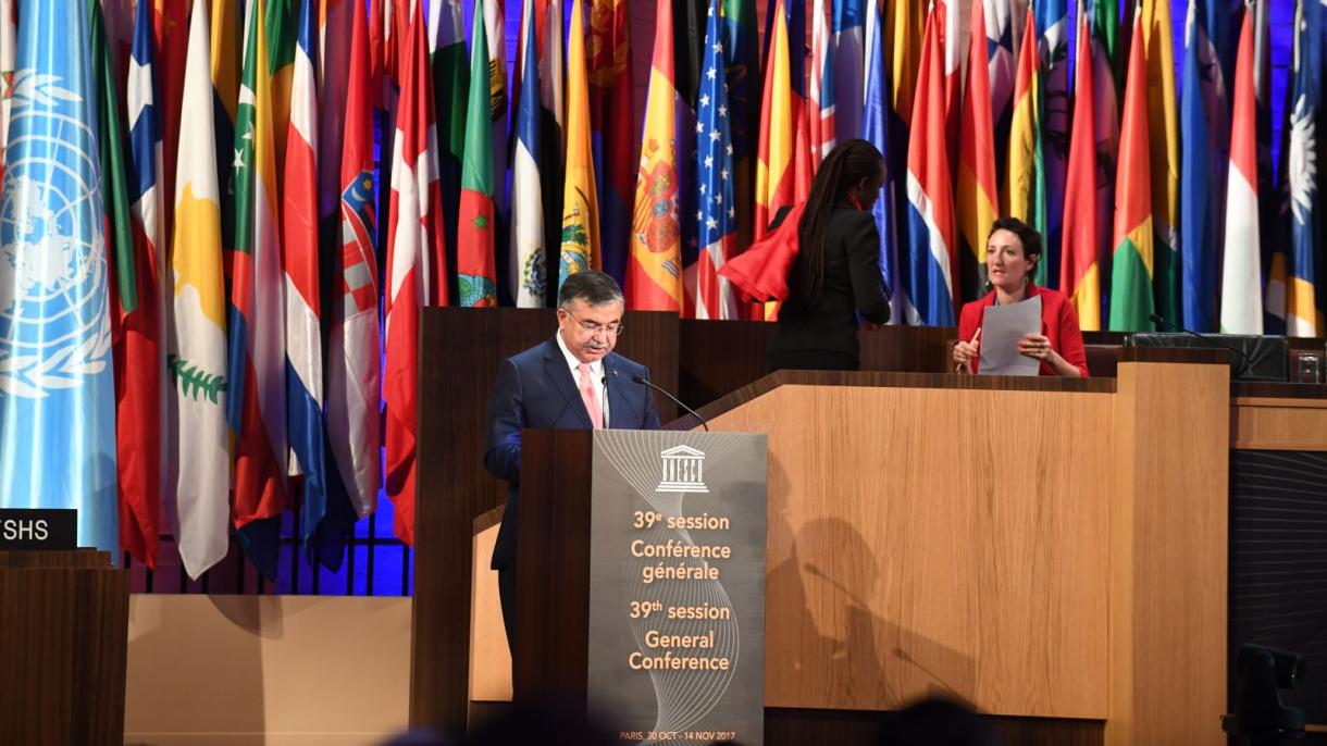 Билим берүү министри Исмет Йылмаз ЮНЕСКО миссиясына токтолду