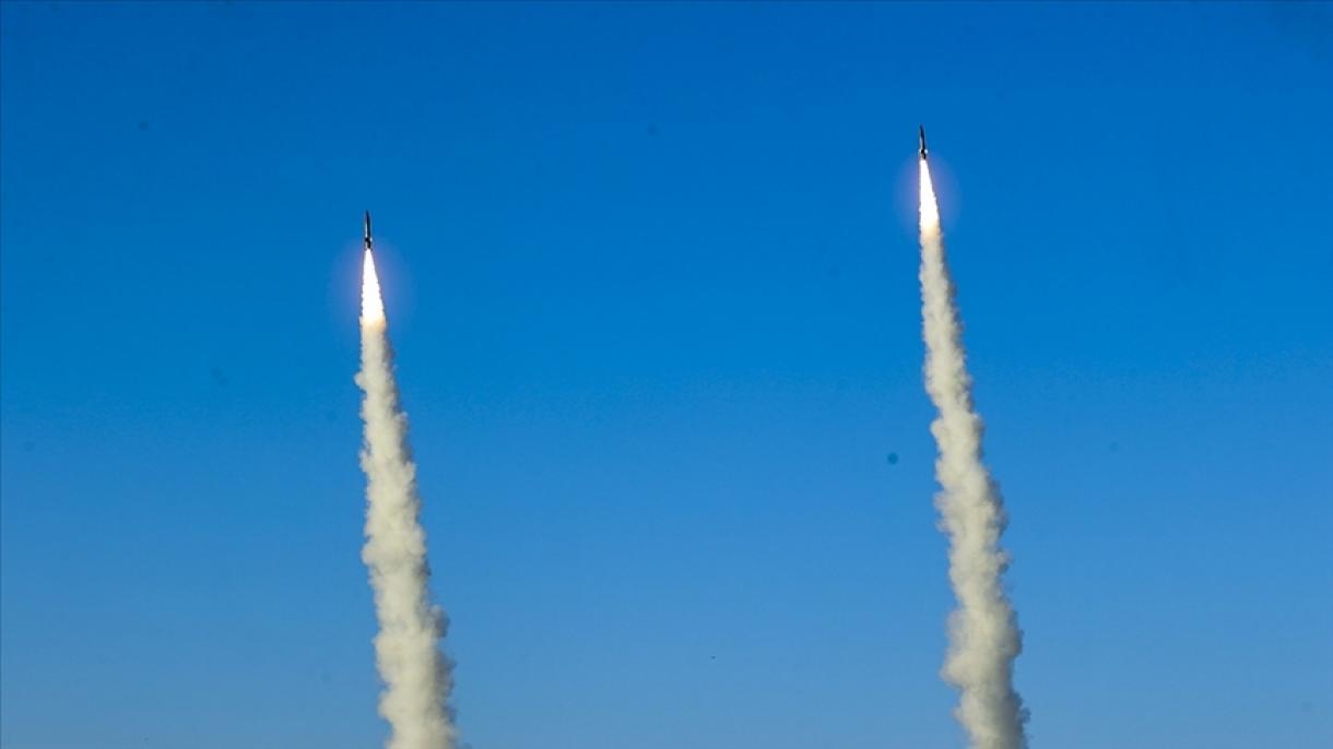 朝鲜发射两枚弹道导弹