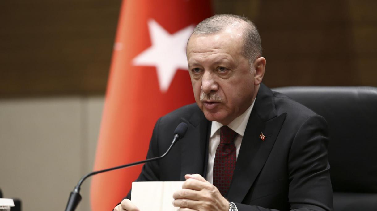 Erdogan: "El diputado griego actuó inmoralmente al desgarrar la bandera turca"