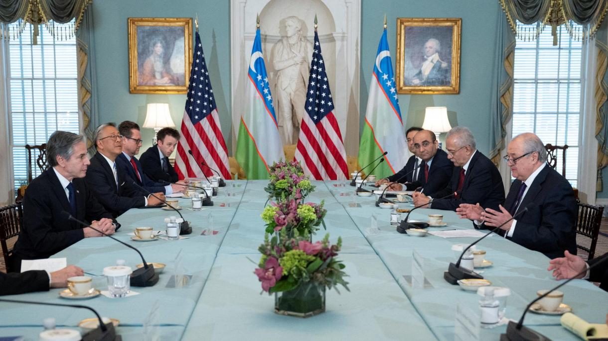 布林肯与乌兹别克斯坦外长会晤讨论俄乌战争
