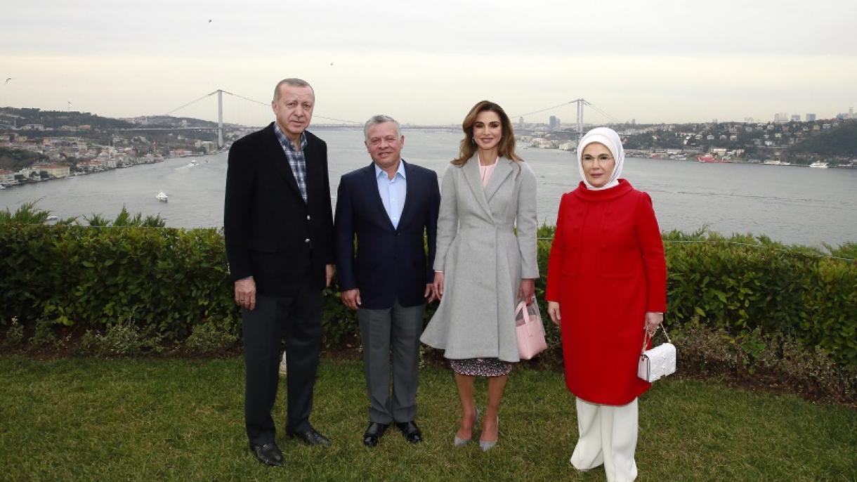 Presidente turco y rey de Jordania se reúnen en el desayuno