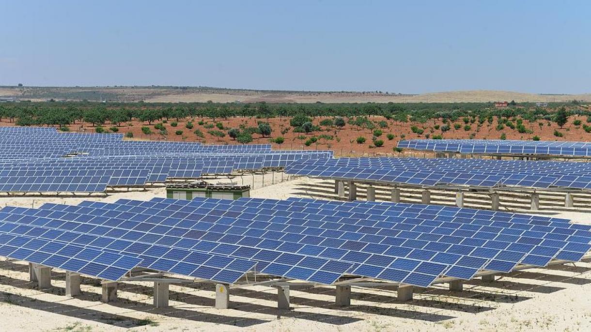 Αυξάνονται οι επενδύσεις στην ηλιακή ενέργεια