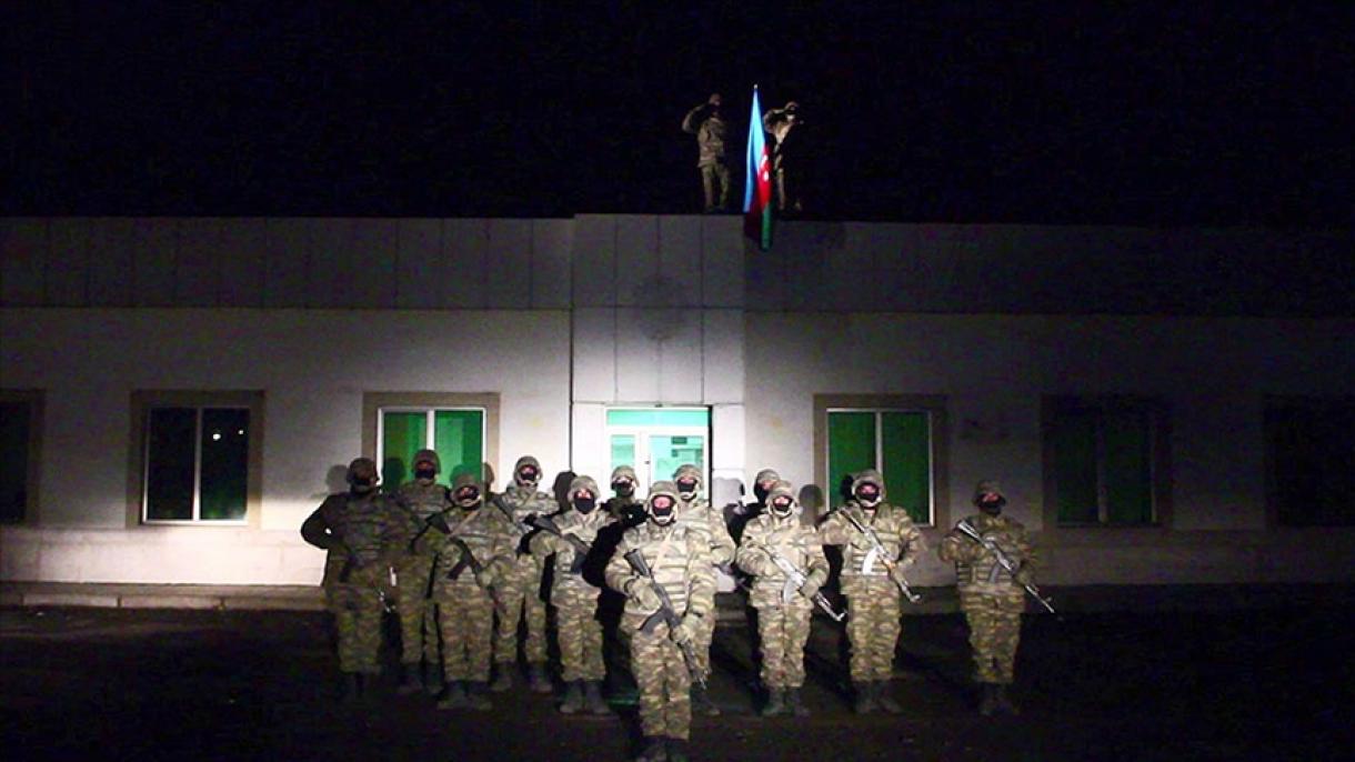 Азербејџанската војска своето знаме го постави во Лачин кој беше ослободен од окупација