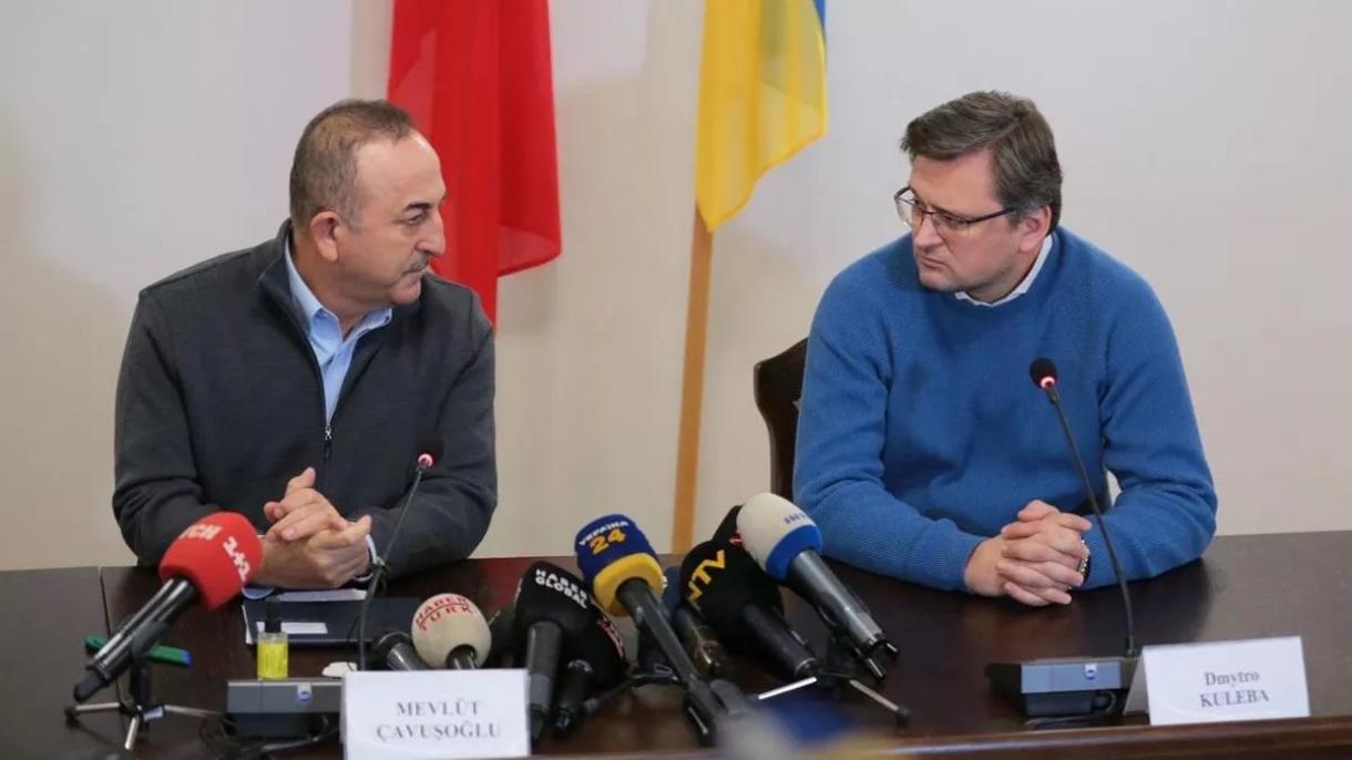 وزیر امور خارجه تورکیه با همتای اوکراینی خود صحبت تلفنی انجام داد