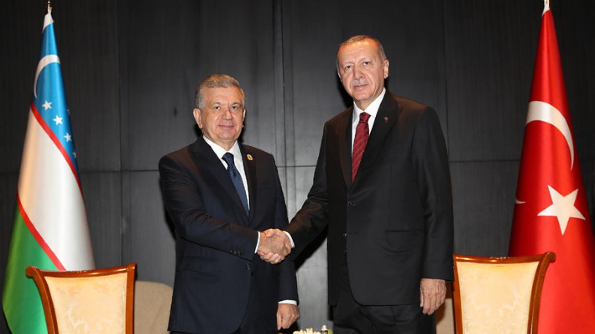 Turkiya prezidenti Rajap Tayyip Erdo’g’an Bakuda Shavkat Mirziyoyev bilan uchrashdi