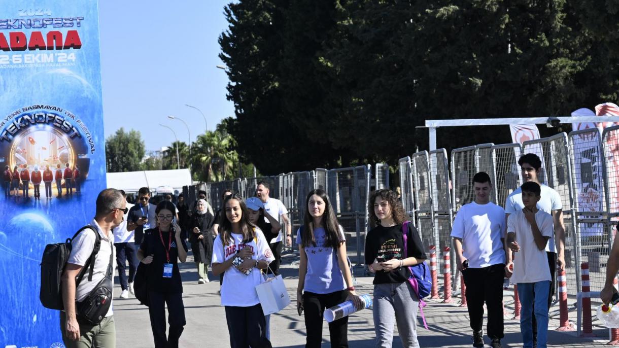 Adanada TEKNOFEST ilk qonaqlarını qəbul etməyə başladı