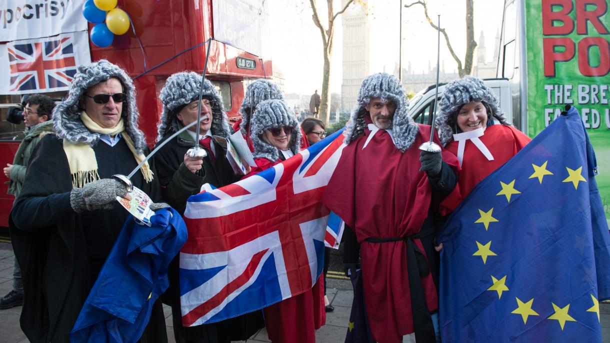 Brexit, parlamento Ue non apprezza proposta Gb su cittadinanza