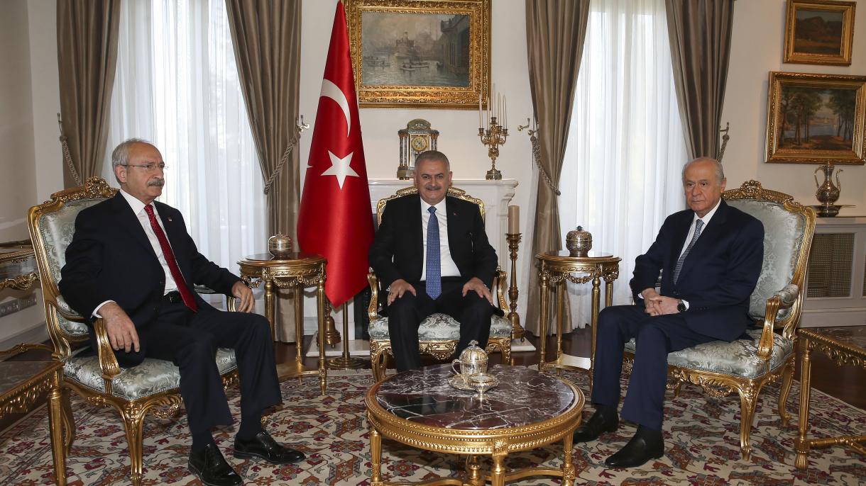 Премиерът Йълдъръм се срещна с лидерите на опозицията...