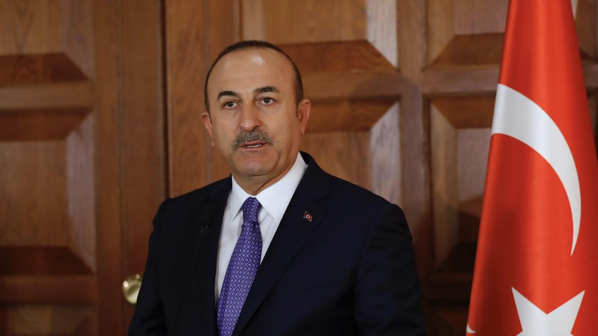 Çavuşoğlu: "A Turquia deseja a paz e a solução política na Síria"