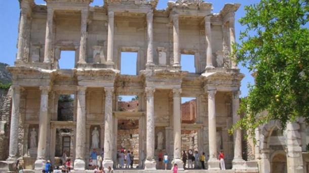 Éfeso, uno de los puertos marítimos más grandes de la antigüedad