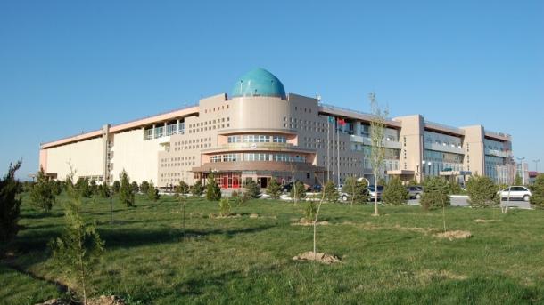 ahmet-yesevi-universitesi02.jpg