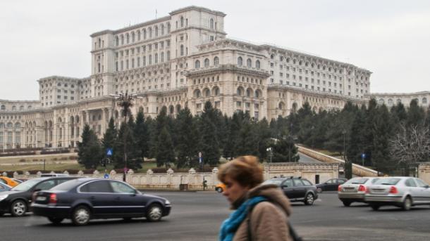 Megnyitották a nagyközönség előtt Ceausescu bukaresti palotáját
