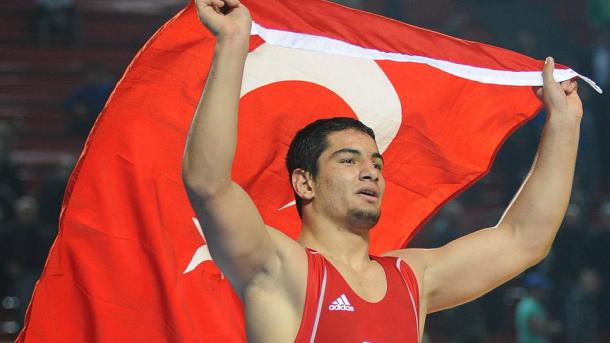 Taha Akgül, rostro de marca de los Juegos Europeos de Bakú