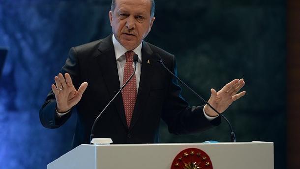 Erdoğan: "a humanidade está a afogar-se no Mediterrâneo"