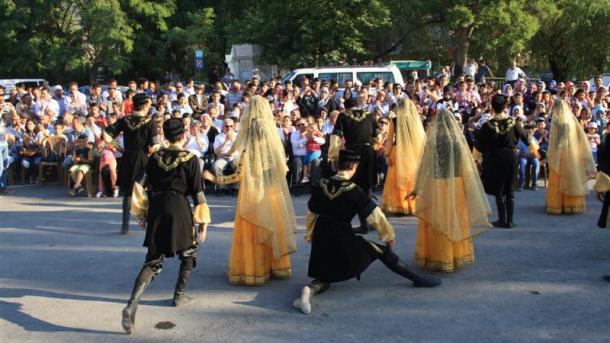 Әзірбайжанда фольклор фестивалі