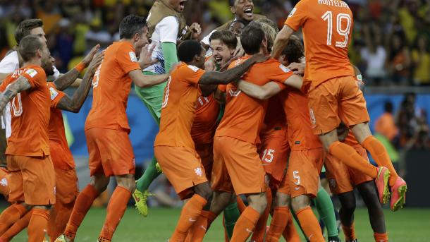 Holanda sube a la semifinal derrotando a Costa Rica en Mundial