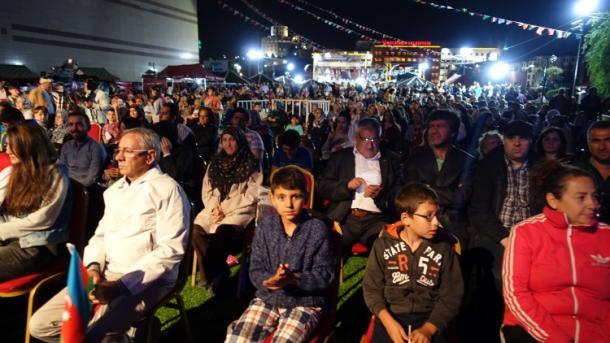 Ramazan festivalında "Azǝrbaycan gecǝsi"