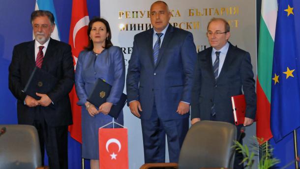 土耳其继续与保加利亚和希腊展开合作