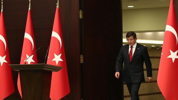Visto bueno para el gobierno interino en Turquía