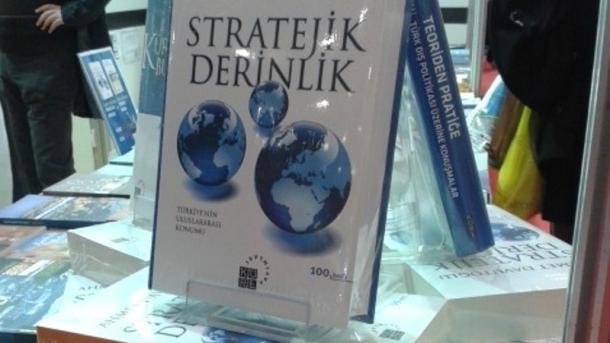 El libro "Profundidad Estratégica" se traduce al búlgaro 