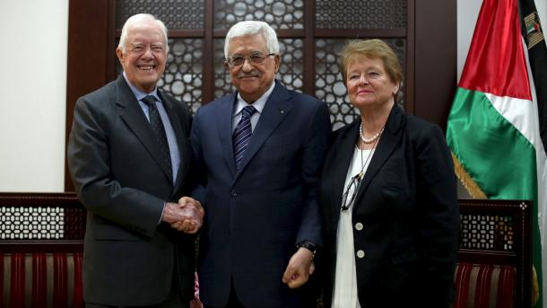 Unidos por consenso en Palestina: Abás, Carter y Brundtland