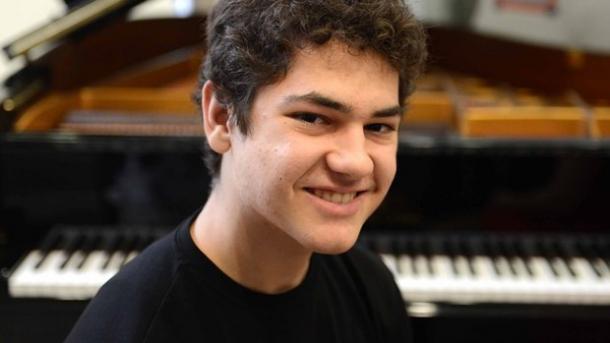 نوجوان پیانیست سوری اینبار از سوئد جایزه دریافت کرد
