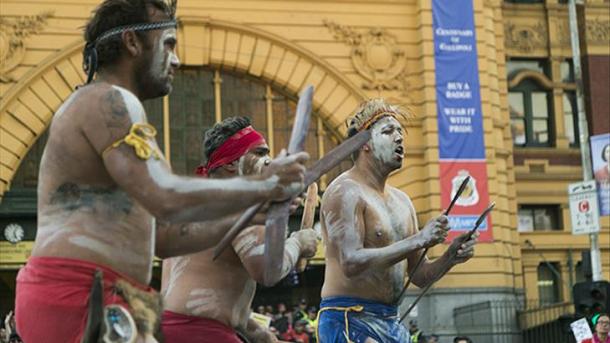 استرالیا ۵ میلیون هکتار زمین را به بومیان بازپس داد