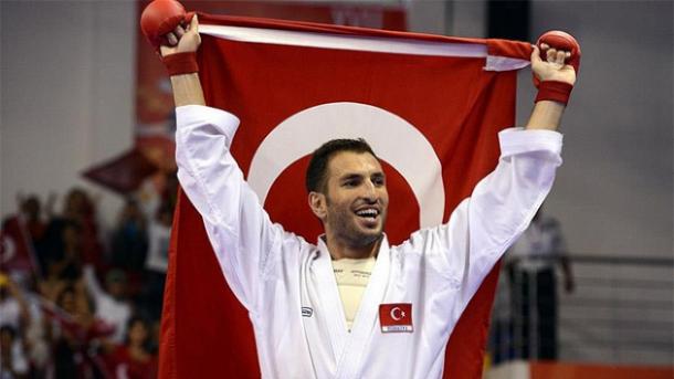 Nem engedték be Oroszországba a török karatebajnokot