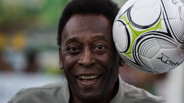 Exfutbolista  Pelé, hospitalizado con dolores estomacales