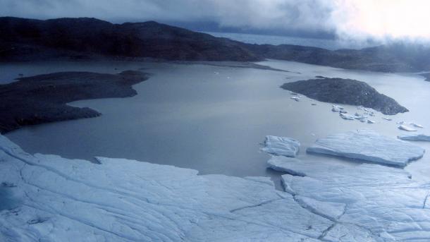 A melegedő óceánvíz a felelős az Antarktiszi-félsziget gleccsereinek visszahúzódásáért