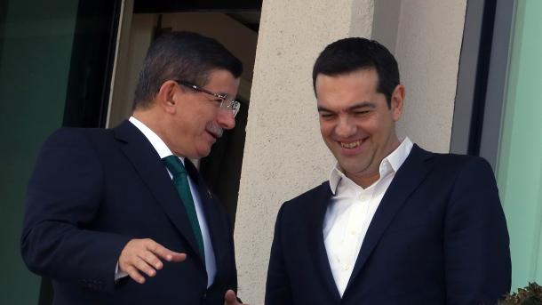 希腊总理今日抵达安卡拉与达吾特欧陆举行会晤