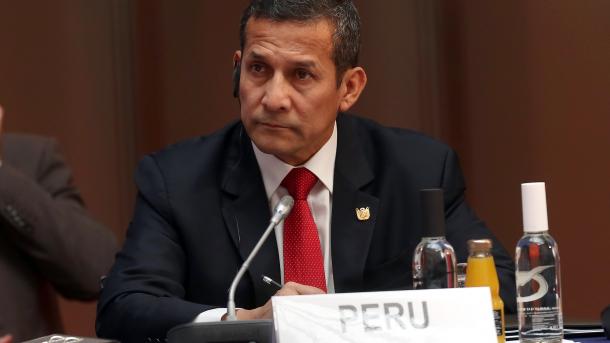 Congreso de Perú votará el martes la cuestión de confianza