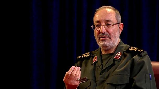 معاون ستاد کل نیروهای مسلح ایران آمریکا را تهدید به حمله موشکی کرد