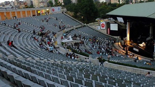 Szabadtéri színház várja a nézőket Isztanbulban