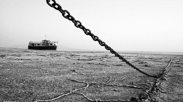 بروکراسی اداری مانعی برای احیای دریاچه ارومیه