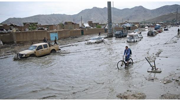 ﻿阿富汗洪灾遇难者人数不断上升 