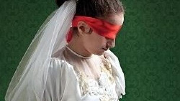 کودکان ایرانی می توانند ازدواج کنند!