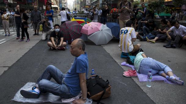 ہانگ کانگ میں کشیدگی کا سلسلہ جاری