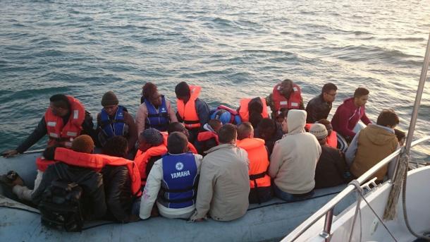 试图前往希腊的非法移民被抓获