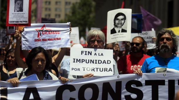 Marcha en Chile por los Derechos Humanos